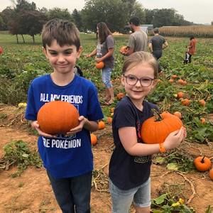 Meet your Posher, Farrah